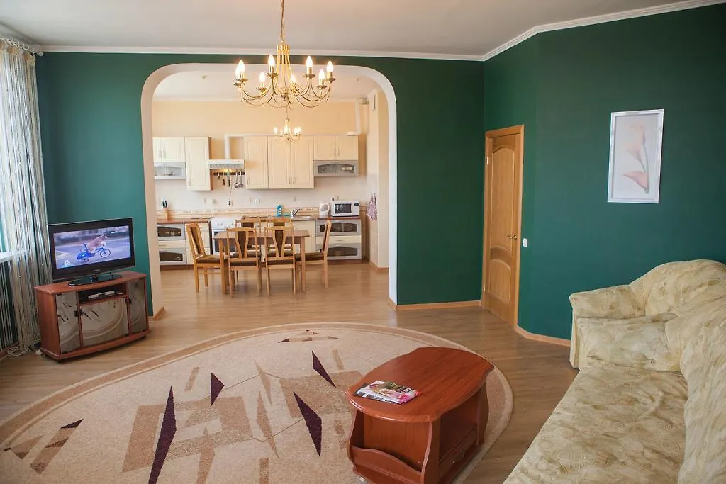 Apartment In 2 Min From Poznyaky Metro Station Kyiv