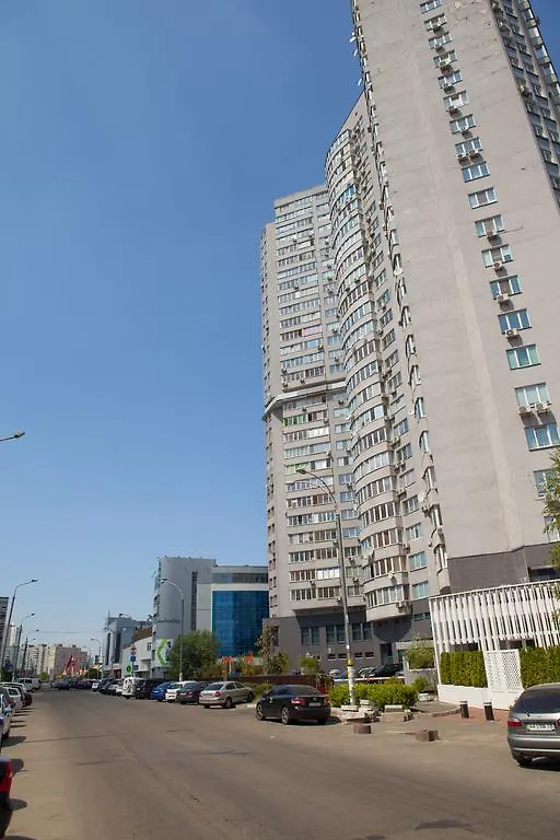 Apartment In 2 Min From Poznyaky Metro Station Kyiv Ukraine
